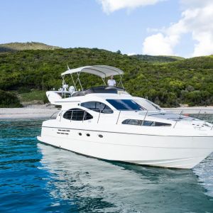 AZIMUT 46